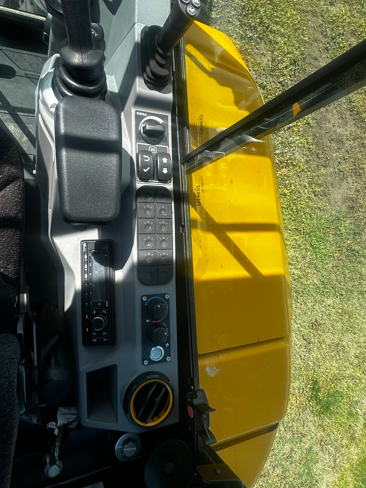 2024 JCB 35Z-1 N - True Ag & Turf