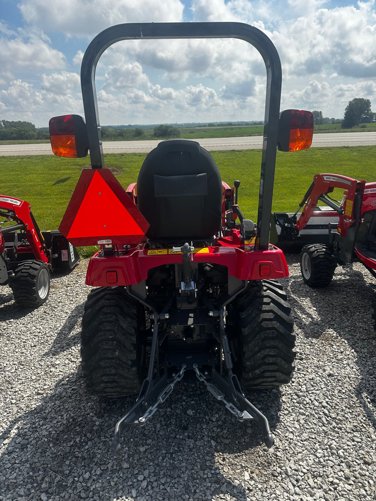 2023 Massey Ferguson MFGC1723E N - True Ag & Turf