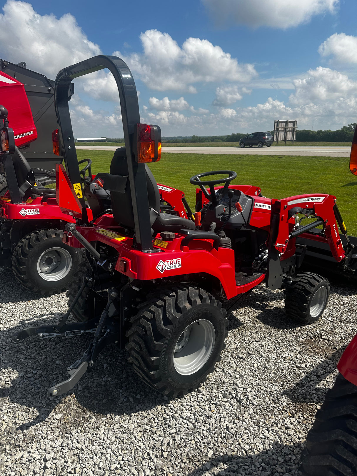 2023 Massey Ferguson MFGC1723E N - True Ag & Turf