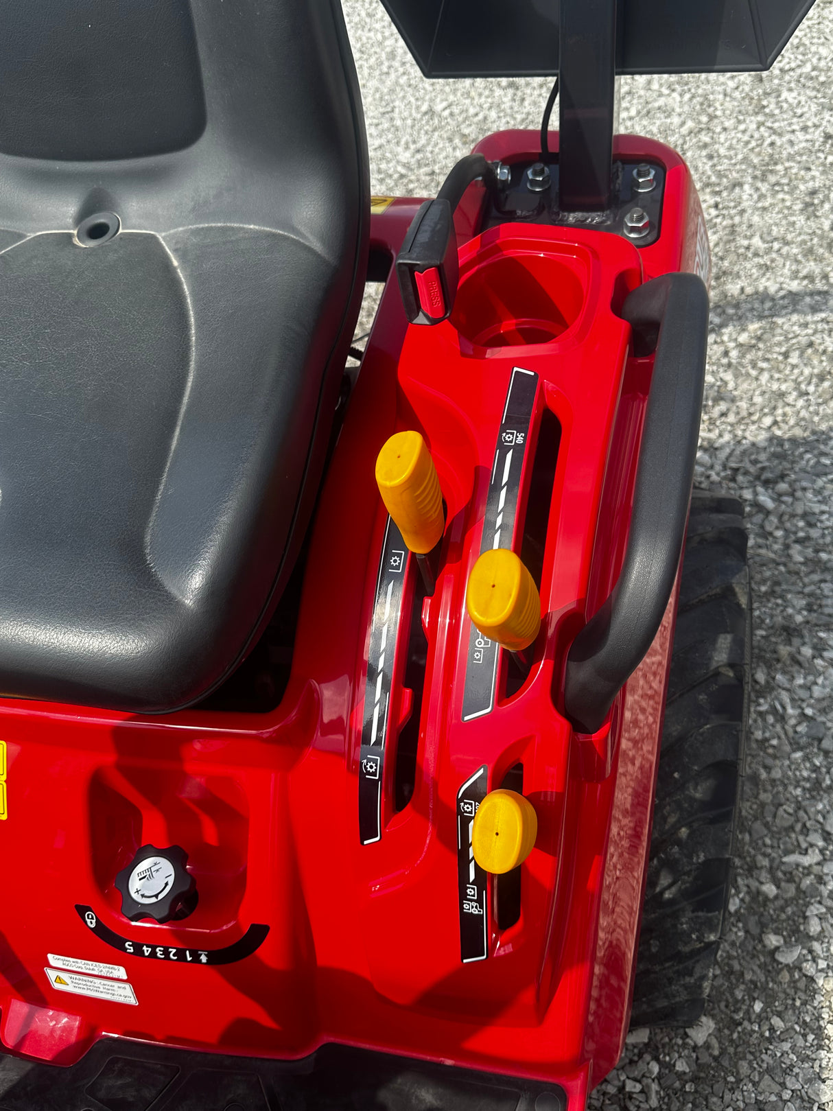 2023 Massey Ferguson MFGC1723E N - True Ag & Turf