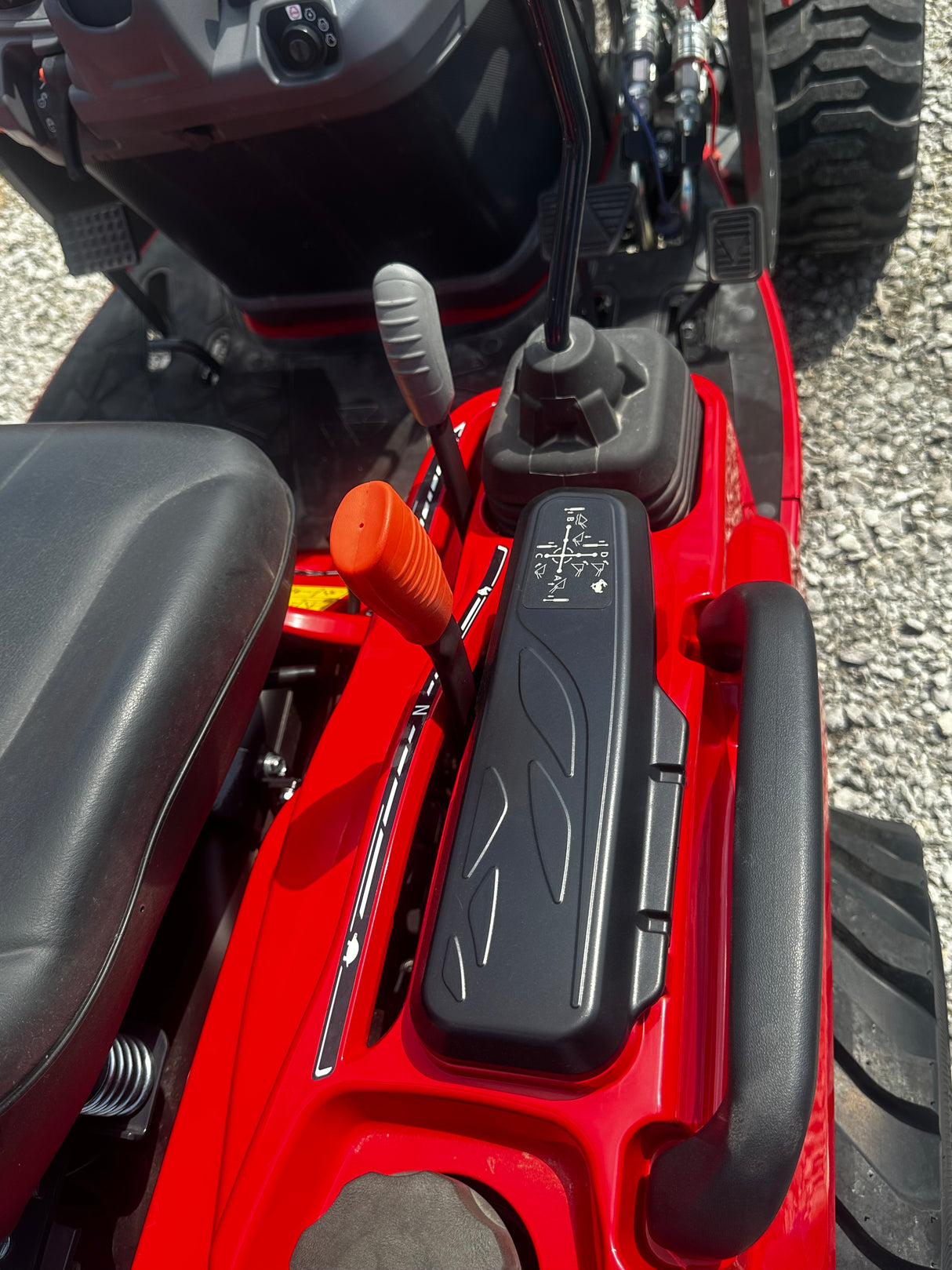 2023 Massey Ferguson MFGC1723E N - True Ag & Turf