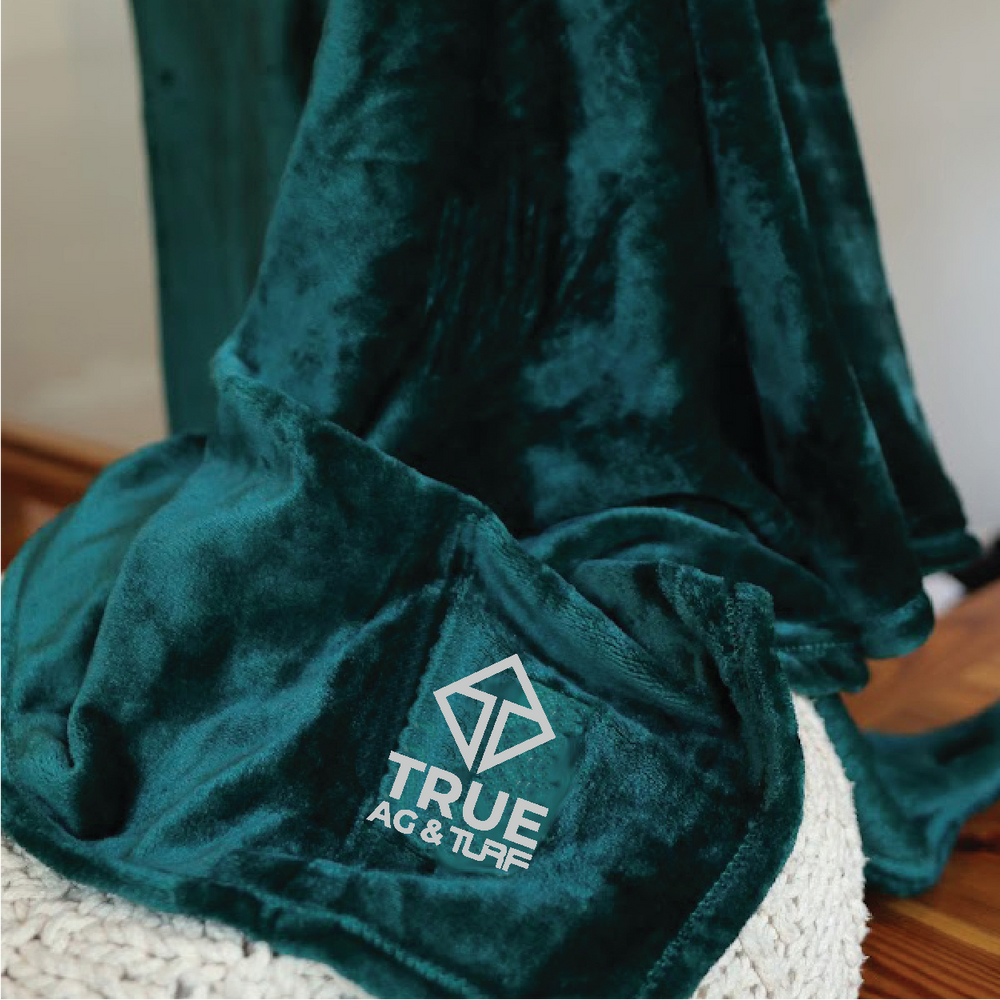 True Ag & Turf Laden Comfort Throw Merchandise - True Ag & Turf