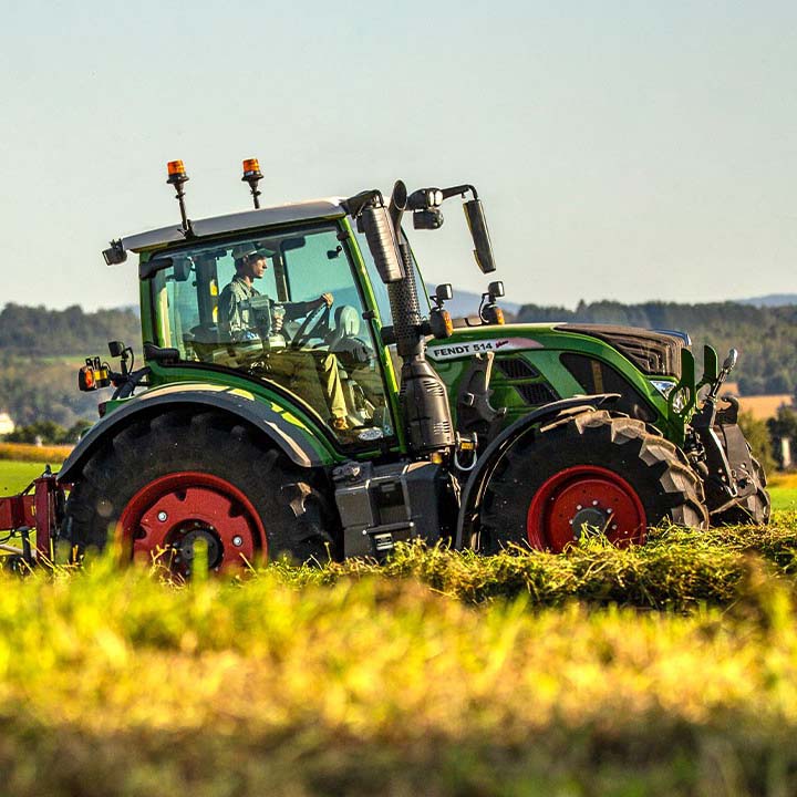 Fendt 500 Vario Tractor - True Ag & Turf