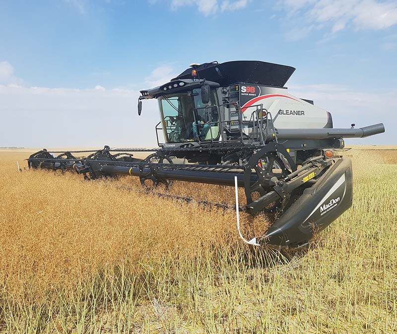 Gleaner S98 Combine Tractor - True Ag & Turf