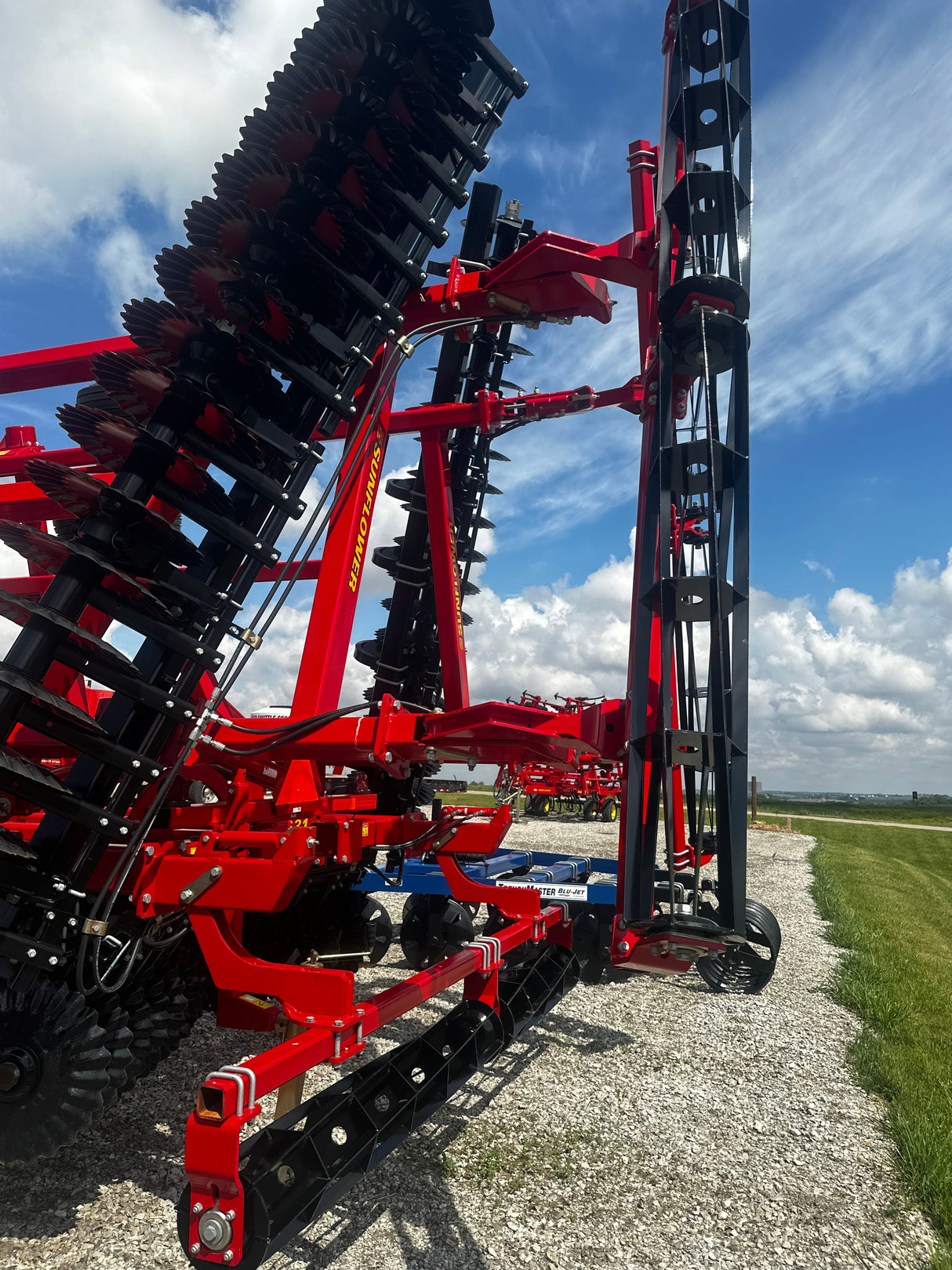 2023 Sunflower SF6631-29 N - True Ag & Turf