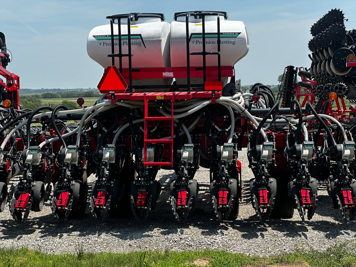 2022 Massey Ferguson VN24-20 U - True Ag & Turf