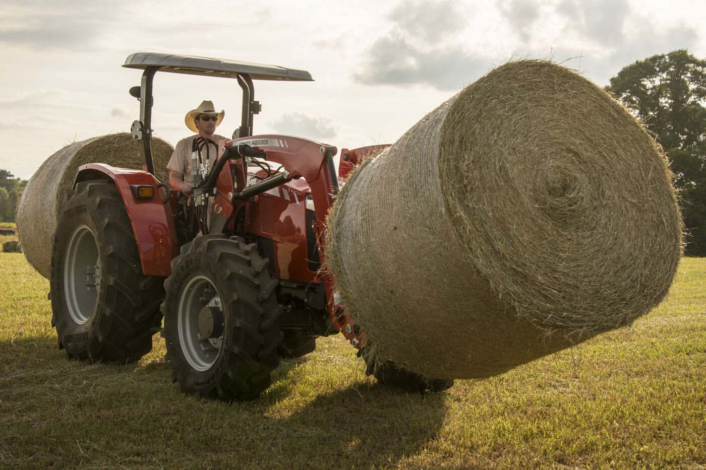 Massey Ferguson MF 4700 Series Tractor Tractor - True Ag & Turf